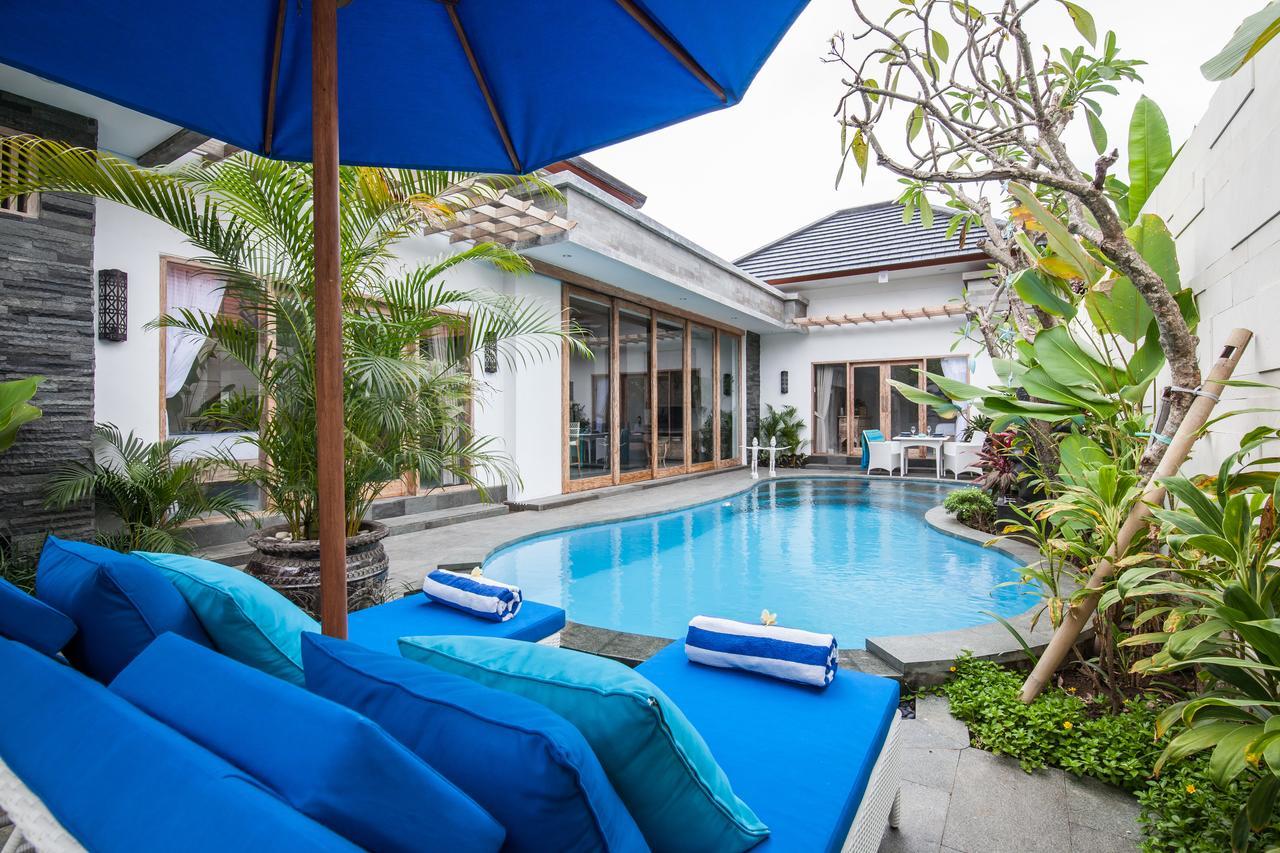 Ambermoon Villa 2 Seminyak  Bagian luar foto