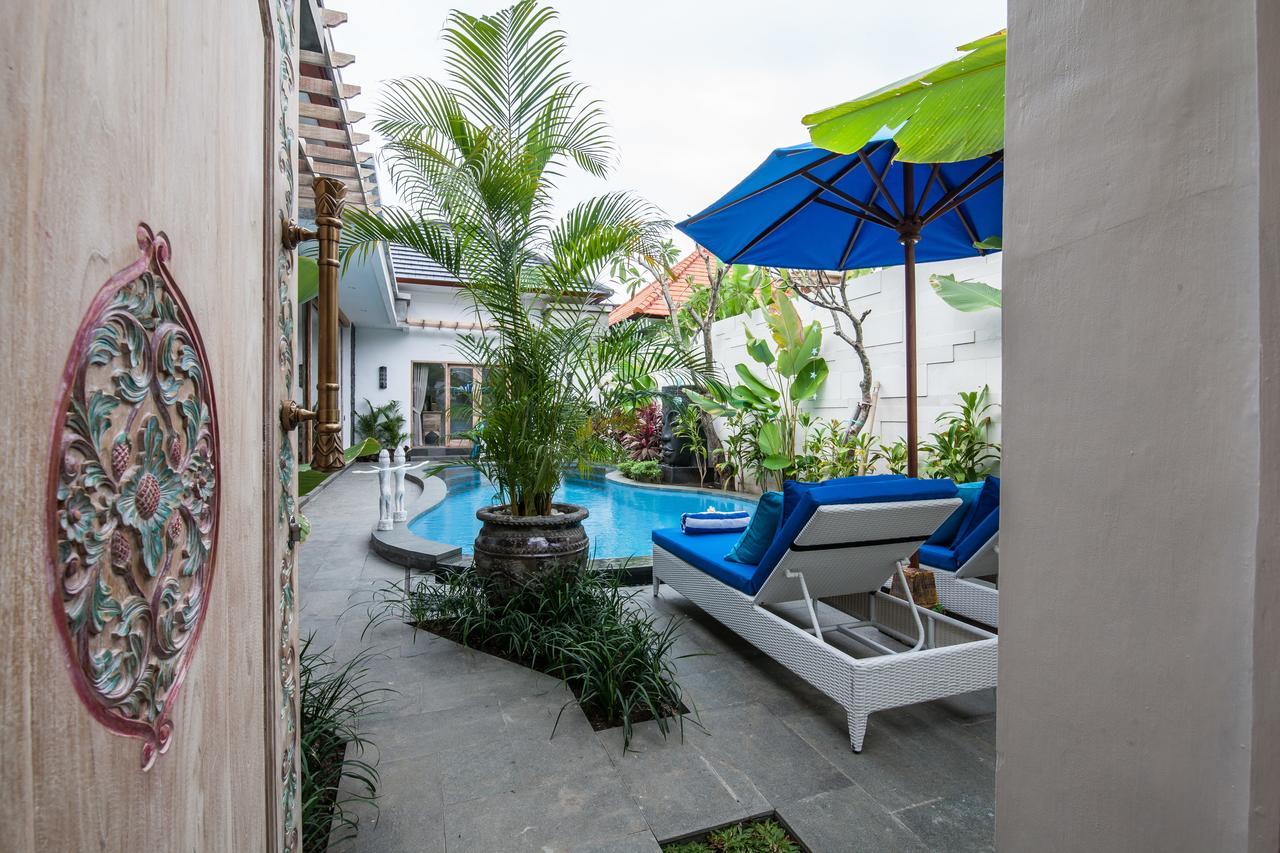 Ambermoon Villa 2 Seminyak  Bagian luar foto