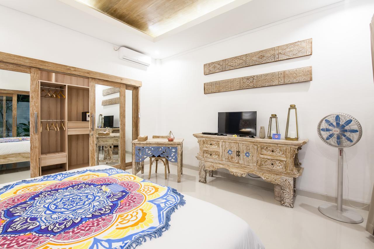 Ambermoon Villa 2 Seminyak  Bagian luar foto